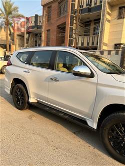 Mitsubishi Pajero Sport
